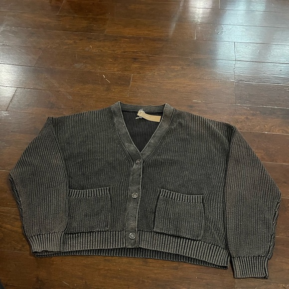 NWT Alice Deep V Cardigan - Ebony
HelloNite size M - Picture 4 of 5